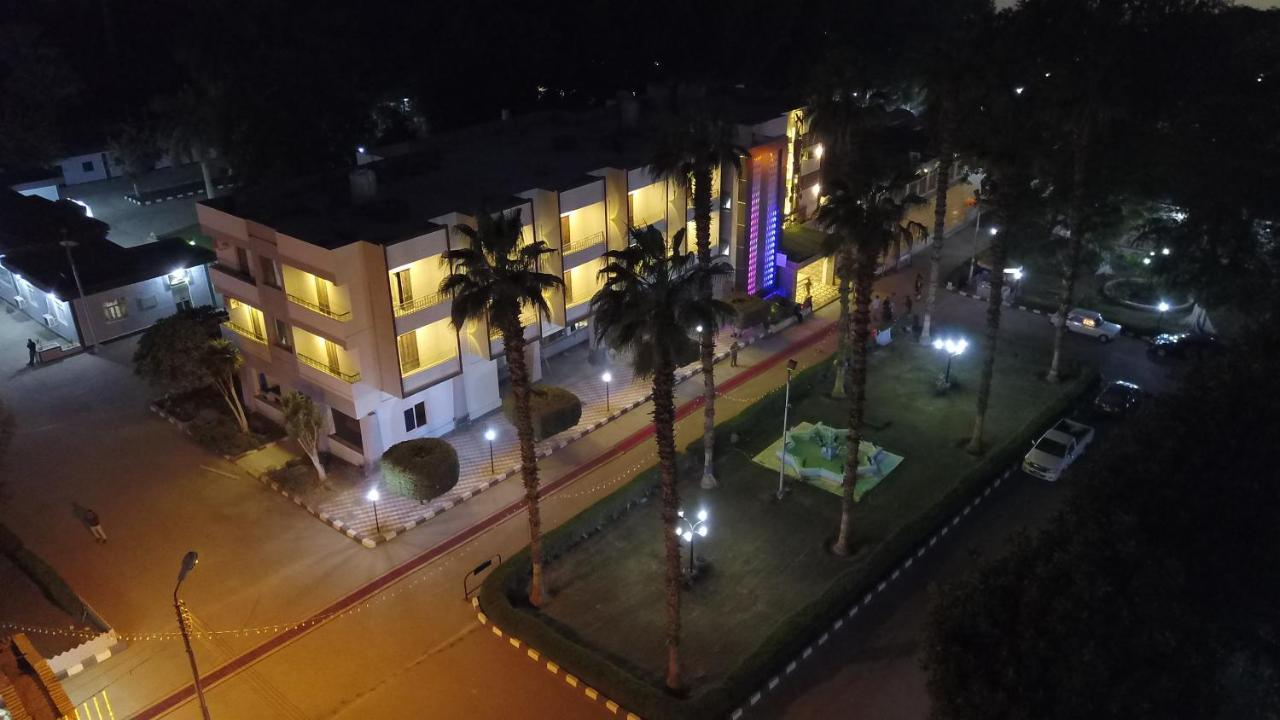 Jewel Assiut Hotel Dış mekan fotoğraf